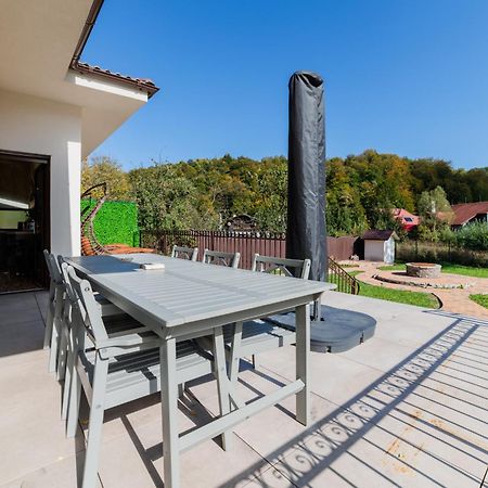 בראשוב Villa Casablanca מראה חיצוני תמונה